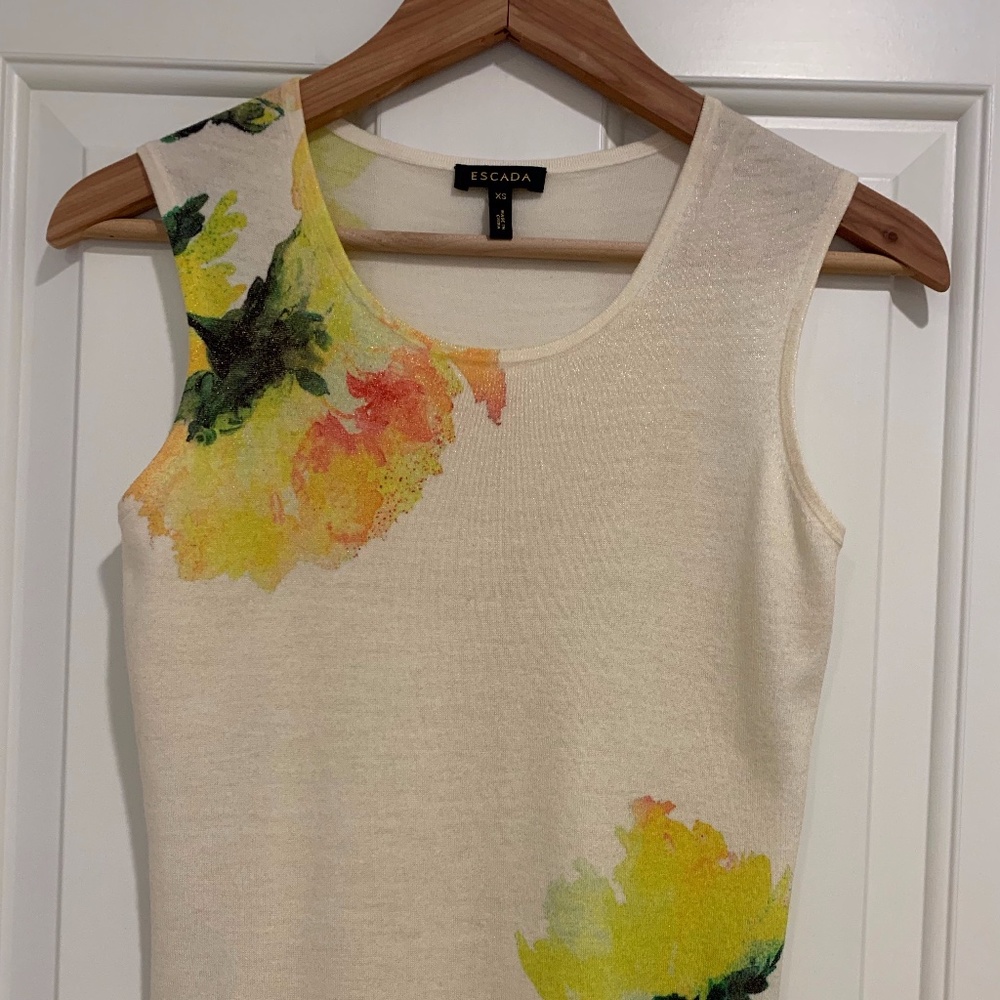 Escada XS cashmere tank top watercolor abstract